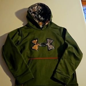 Under Armour Green & Camo Hoodie